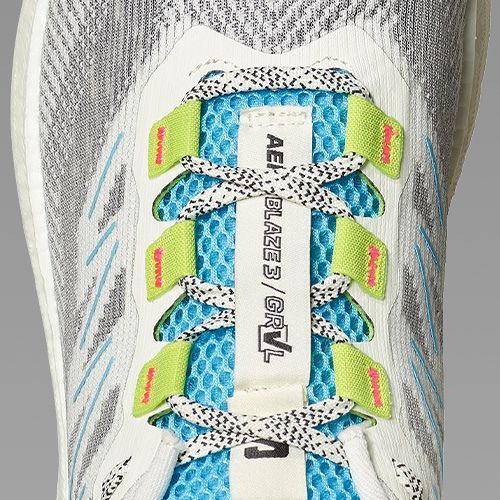 Férfi futócipő Salomon Aero Blaze 3 GRVL vanilla ice/ojos del salar/black