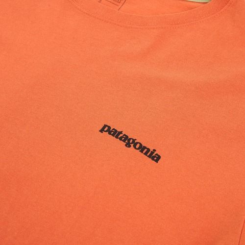 Férfi póló Patagonia P-6 Logo coal orange