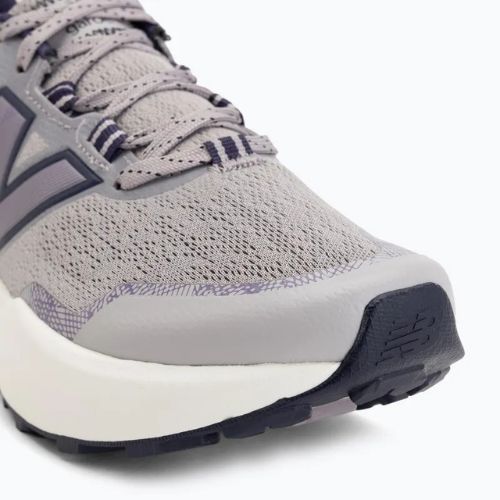 Női futócipő New Balance Fresh Foam Garoe V2 truffle salt/boysenberry/black