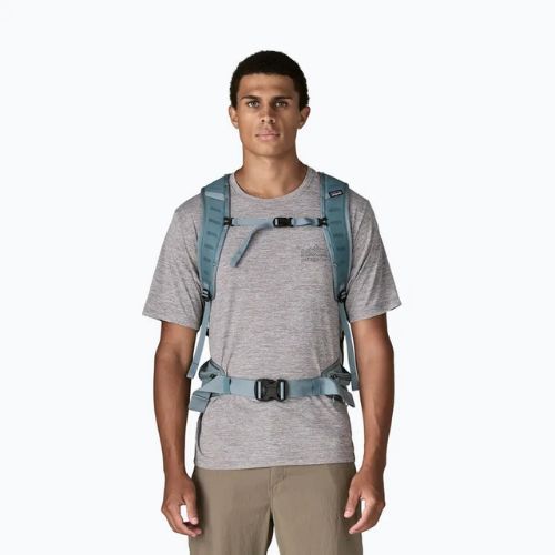 Túrahátizsák Patagonia Terravia 28 l M blue sage
