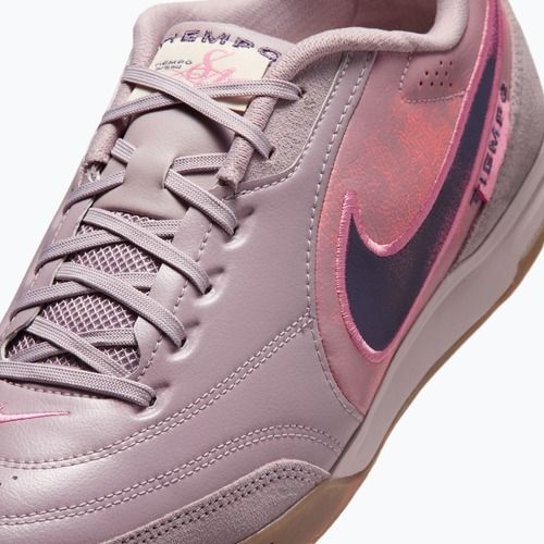 Férfi futballcipő Nike Tiempo Streetgato PRM IC light violet ore/gum dark brown/peony
