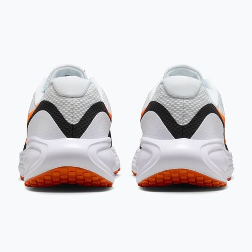 Férfi futócipő Nike Revolution 8 off white/white/black/total orange