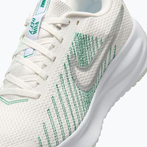 Női futócipő Nike Run Defy summit white/white/metallic silver