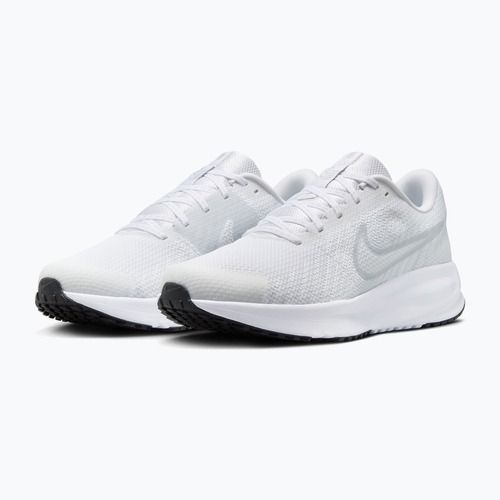 Férfi futócipő Nike Run Defy white/black/pure platinum