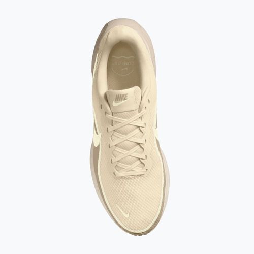 Férfi futócipő Nike Revolution 8 Extra Wide pale ivory/sanddrift/linen/sail