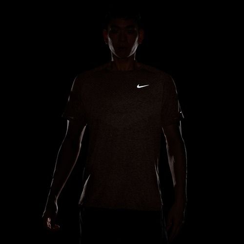 Férfi futópóló Nike Stride ADV silt red