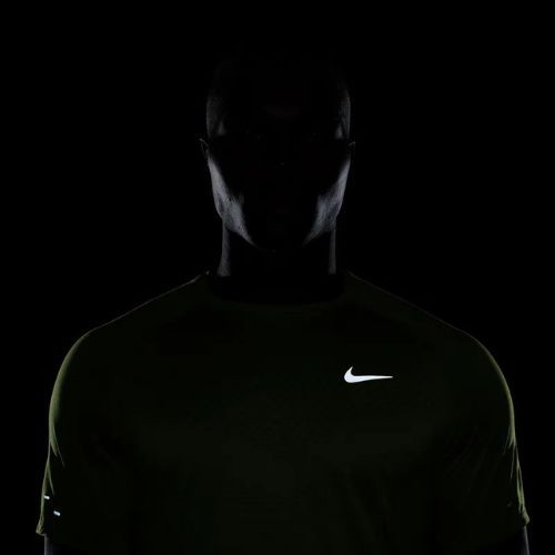 Férfi futópóló Nike Stride ADV volt ice