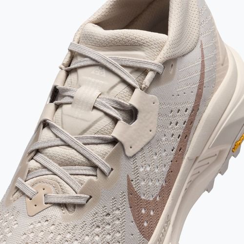 Nike ACG Zegama Trail női futócipő cream ii/light orewood brown/diffused taupe