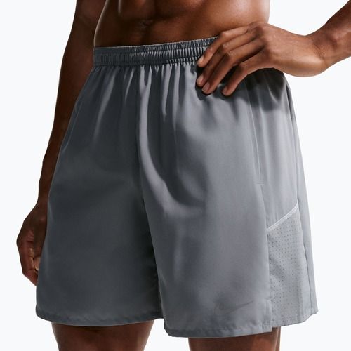 Férfi rövidnadrág Nike Miler Dri-Fit 7" smoke grey/smoke grey