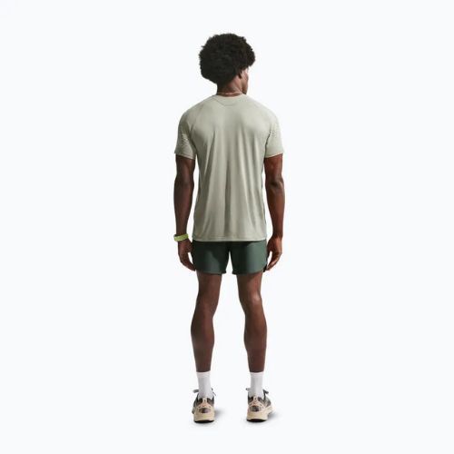 Férfi futópóló Nike Stride Dri-Fit ADV spruce fog/light army