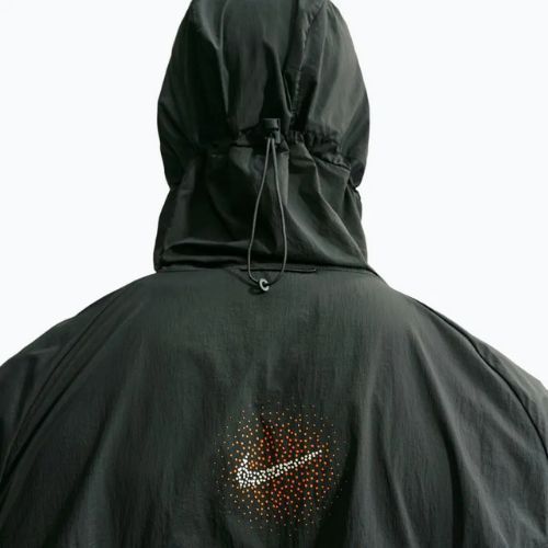 Férfi futódzseki Nike Stride Repel UV black spruce