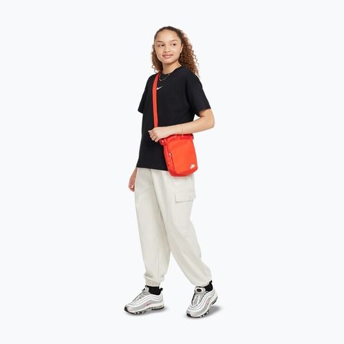 Gyerek póló Nike Sportswear Essential black