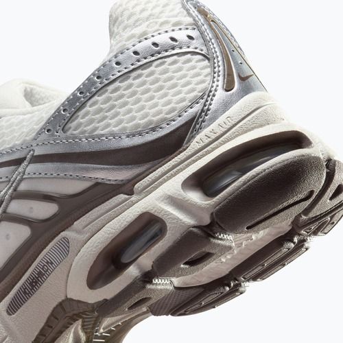 Női cipők Nike Air Max Moto 2K phantom/metallic silver/baroque brown