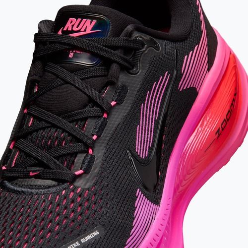 Női futócipők Nike Vomero 18 black/hyper pink/laser crimson/black