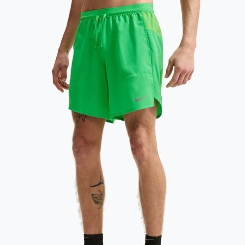 Férfi futónadrág Nike Stride Dri-Fit Brief-Lined 7" green spark