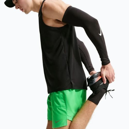 Férfi futónadrág Nike Stride Dri-Fit Brief-Lined 7" green spark