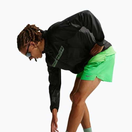 Férfi rövidnadrág Nike Stride Dri-Fit Brief-Lined 5" green spark