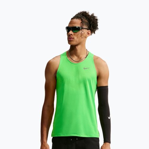 Férfi futó póló Nike Stride green spark