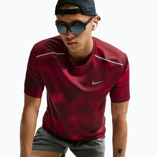 Férfi futó póló Nike Miler light crimson