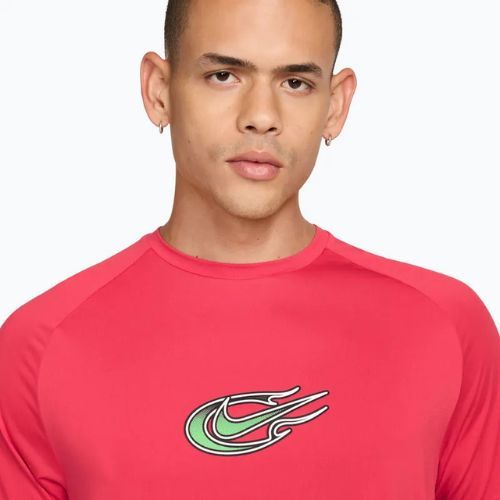 Férfi futó póló Nike Stride fusion red