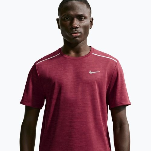 Férfi futó póló Nike Miler Dri-Fit UV tough red/mystic dates