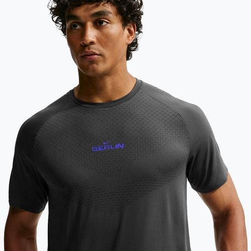 Férfi futó póló Nike Stride anthracite