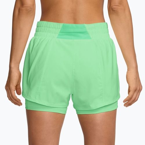 Női edző rövidnadrág Nike One cucumber calm/white
