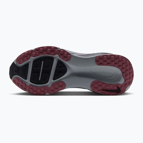 Női futócipők Nike Vomero 18 vast grey/metallic silver/black