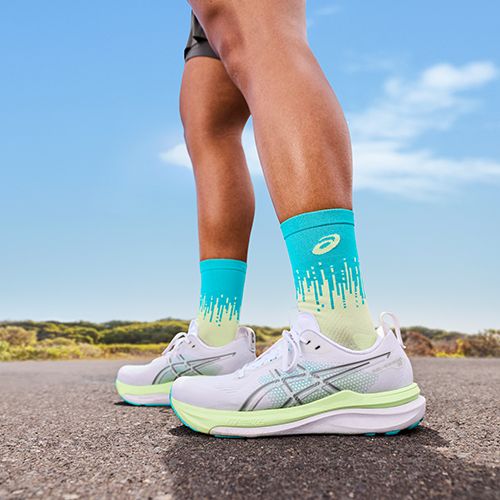 Férfi futócipők ASICS Gel-Kayano 33 white/stadium orange