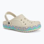 Crocs Bayaband Chevron Band Clog stucco/multi flip-flopok