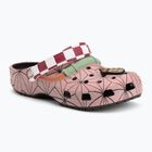 Papucsok Crocs Classic Demon Slayer espresso