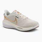Női futócipő Nike Vomero 17 phantom/light bone/sail/metallic gold