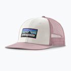 Baseball sapka Patagonia P-6 Logo Trucker white w/quiet violet