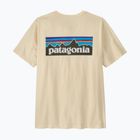 Férfi póló Patagonia P-6 Logo undyed natural