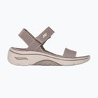 Női SKECHERS Go Walk Arch Fit 2.0 taupe szandálok