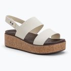 Női Crocs Brooklyn Cork Low Wedge kréta szandálok