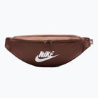 Nike Heritage 3 literes vesetáska fauna barna/fauna barna/summit fehér