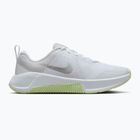 Női edzőcipő Nike MC Trainer 3 fehér/metál ezüst/barely volt