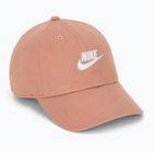 Nike Club Unstructured Futura Wash rózsaarany/fehér baseball sapka