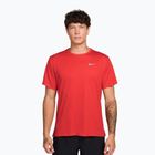 Férfi futópóló Nike Miler Dri-Fit UV light crimson