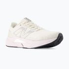 Női futócipő New Balance FuelCell Propel v5 lenvászon