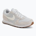 Női cipők Nike MD Runner 2 photon dust/white/gum med brown/sail
