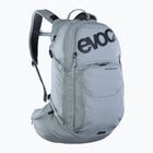 EVOC Explorer Pro 30 l ezüst kerékpáros hátizsák