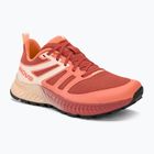 Női futócipő Inov-8 Trailfly poros rózsaszín/halvány rózsaszín