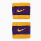 Nike Swoosh csuklópántok egyetemi arany/pálya lila/egyetemi arany