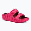 Crocs Classic Cozzzy Overpuff szandál sárkánygyümölcs flip flopok