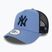 Férfi New Era League Essential Trucker New York Yankees med kék baseball sapka
