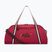 Női edzőtáska Nike Gym Club Retro 24 l tough red/mystic dates/mystic dates