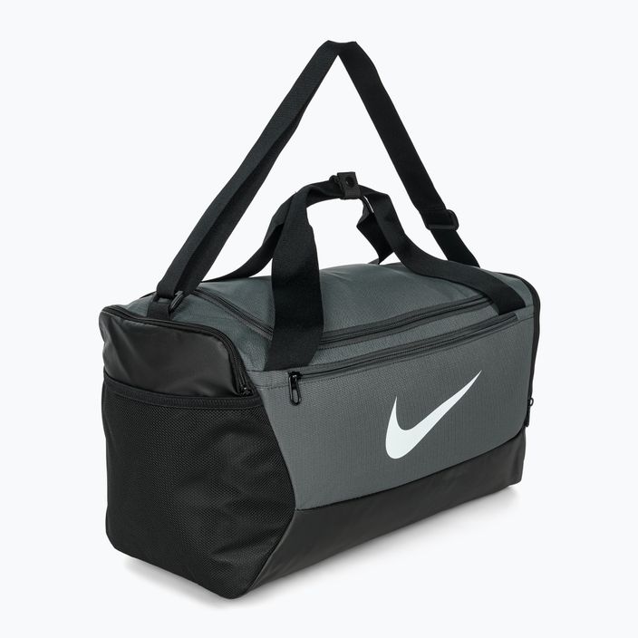 Nike Brasilia edzőtáska 9.5 41 l szürke/fehér 2