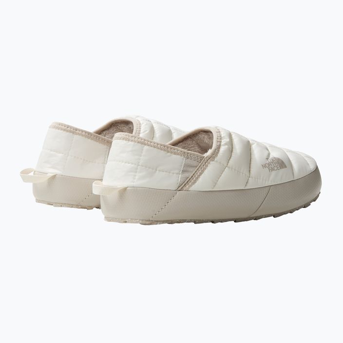 Női papucs The North Face Thermoball Traction Mule V gardenia white/silvergrey 10